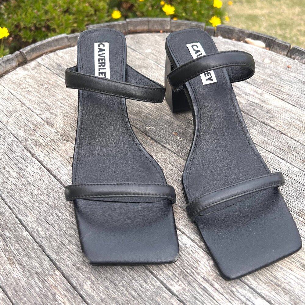 NWOT Caverley Leather Black Sandy Mule II Double Strap Sandals - Size 39 / 8.5